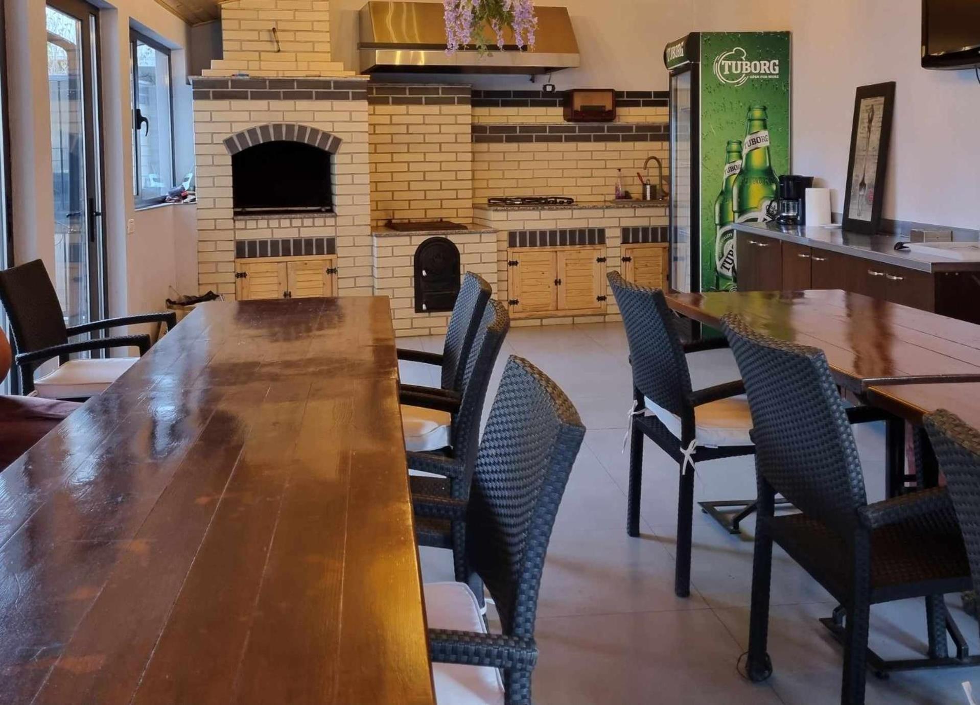 Pensiunea Public House Buşteni Extérieur photo