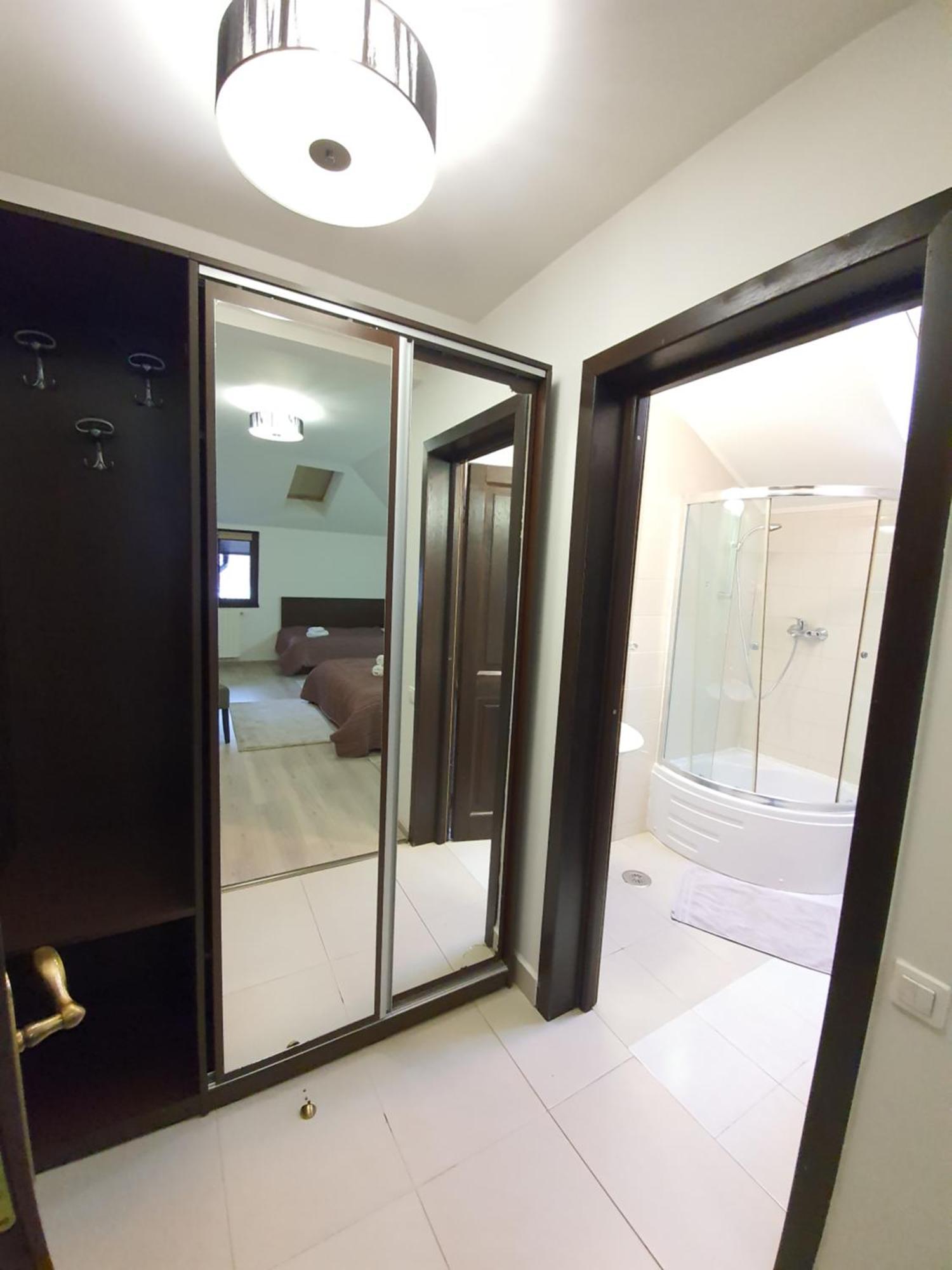 Pensiunea Public House Buşteni Chambre photo